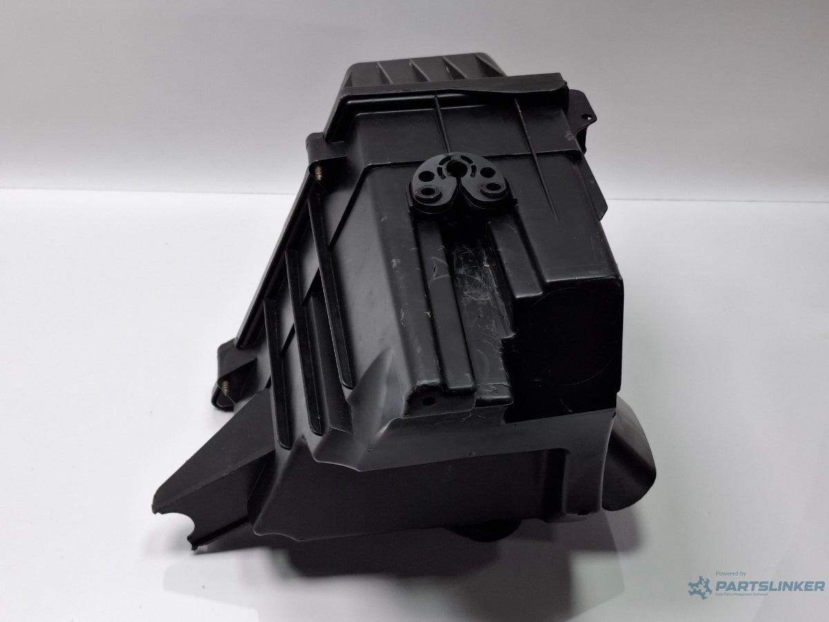 Carcasa filtru aer VOLKSWAGEN FOX 5Z1, 5Z3 2003 - 2014 1.2 1.2 BMD, CHFB 5Z0129607F
