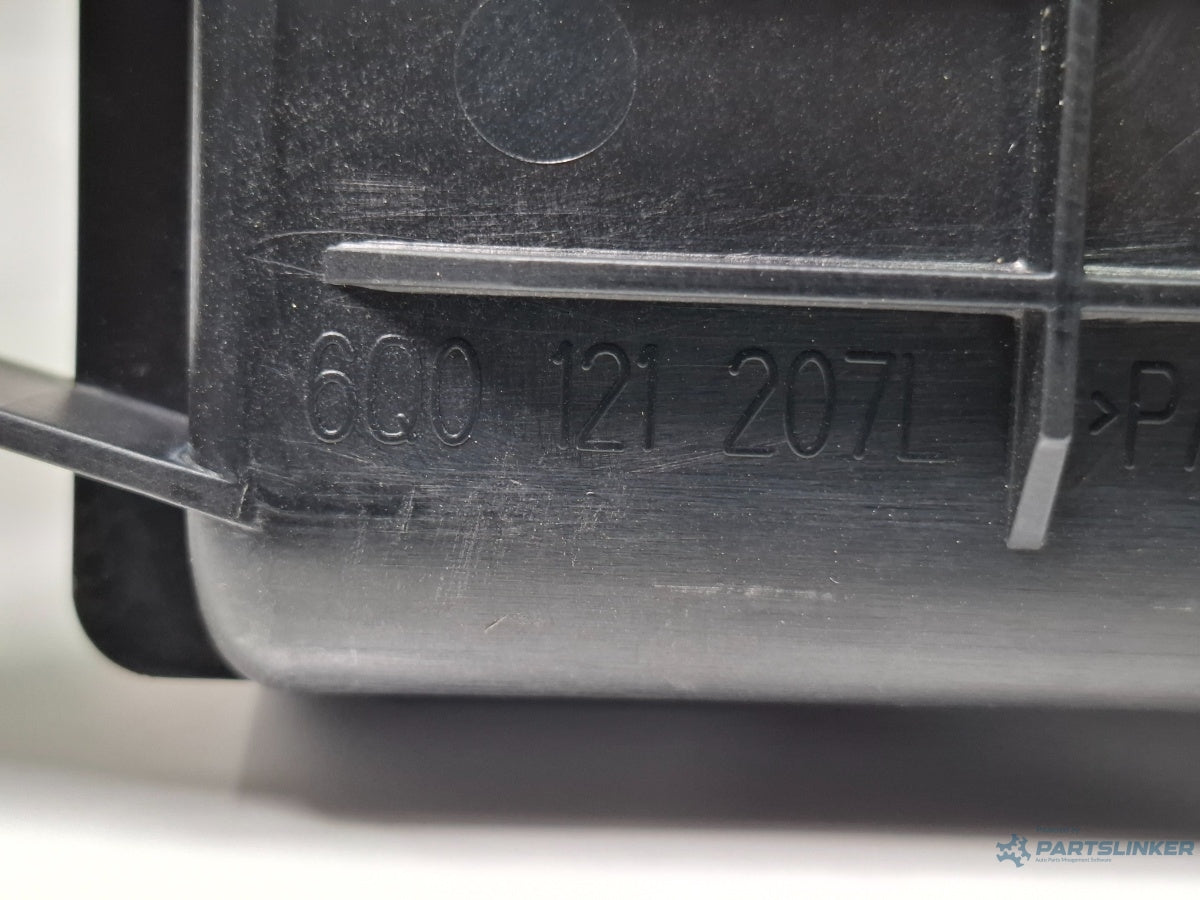 Electroventilator VOLKSWAGEN FOX 5Z1, 5Z3 2003 - 2014 1.2 1.2 BMD, CHFB 6Q0121207L