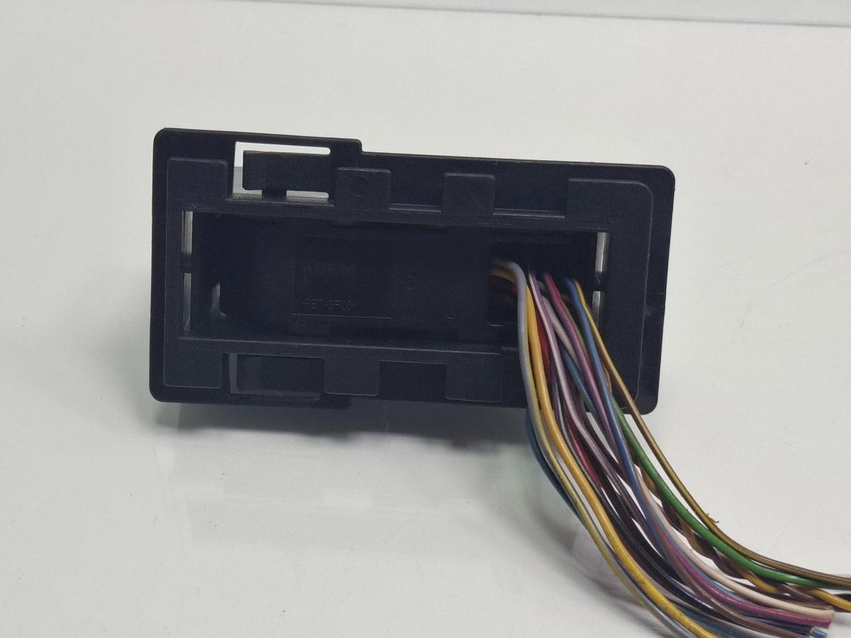 Mufa conector ceasuri bord VOLKSWAGEN PASSAT Variant 3C5 2005 - 2011 TDI BMP 3C1972977