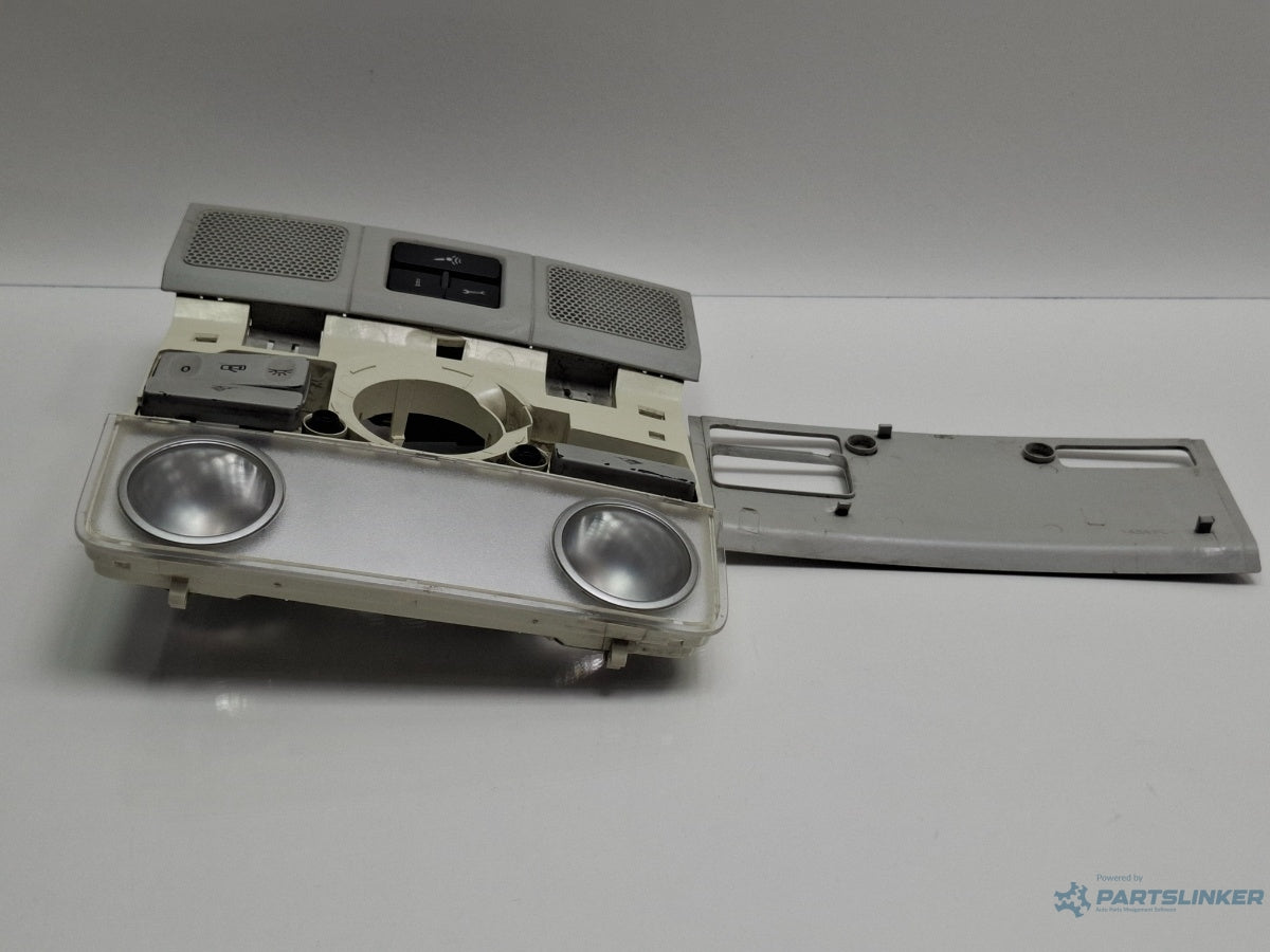 Plafoniera lumini VOLKSWAGEN PASSAT Variant 3C5 2005 - 2011 TDI BMP 1K0947105