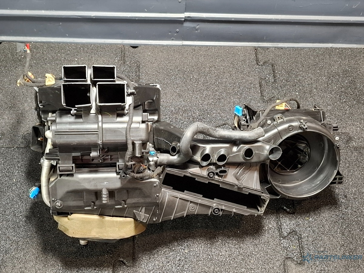 Carcasa aeroterma VOLKSWAGEN PASSAT Variant 3C5 2005 - 2011 TDI BMP 3C1820003BK