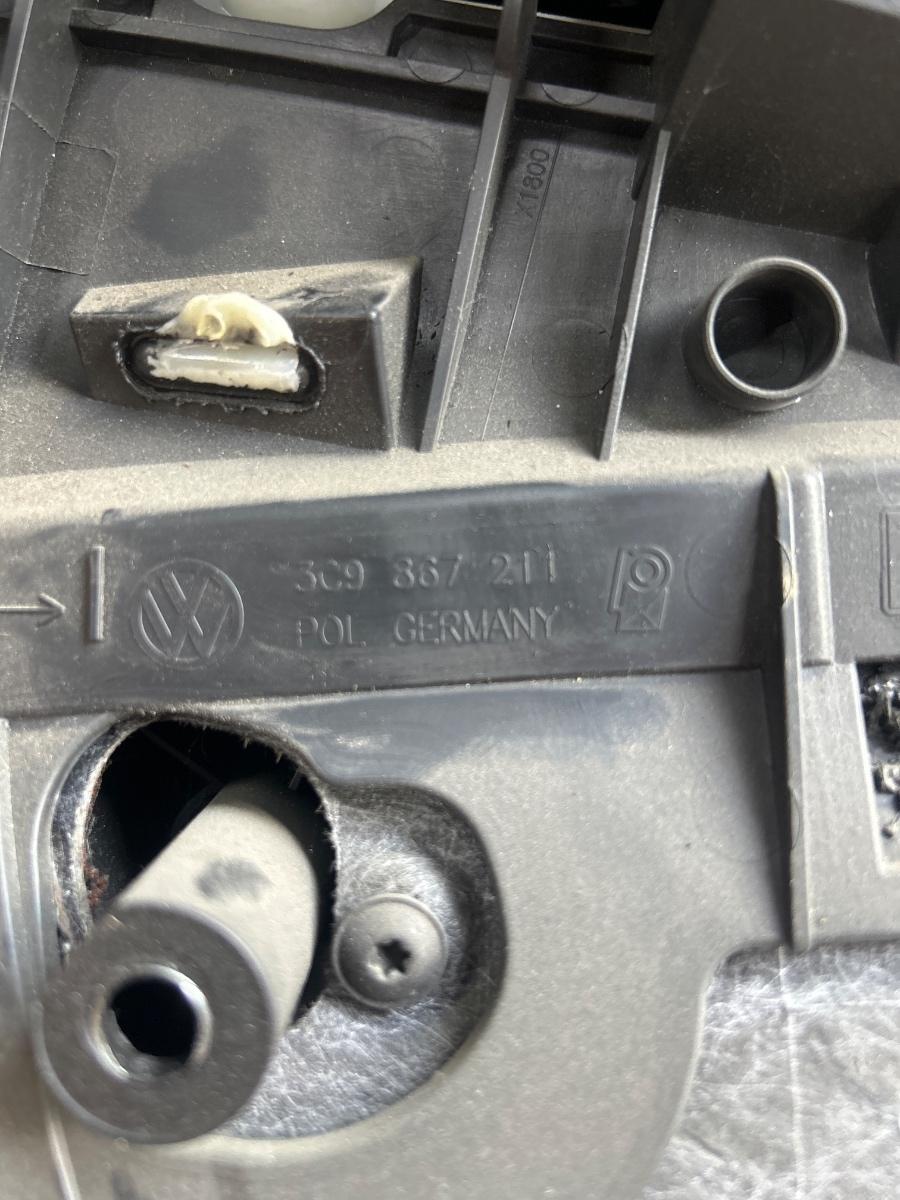 Tapiterie panou portiera spate dreapta VOLKSWAGEN PASSAT Variant 3C5 2005 - 2011 TDI BMP 3C9867211
