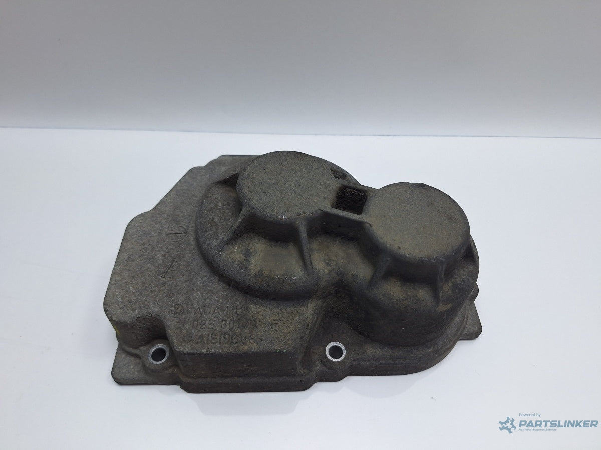 Capac cutie de viteze KWD VOLKSWAGEN TOURAN 1T1, 1T2 2003 - 2010 TDI BKC, BLS, BXE 02S301211F