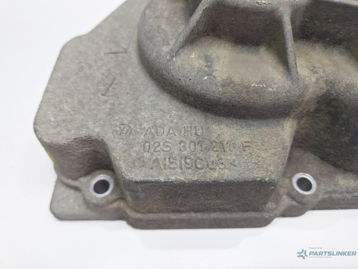 Capac cutie de viteze KWD VOLKSWAGEN TOURAN 1T1, 1T2 2003 - 2010 TDI BKC, BLS, BXE 02S301211F