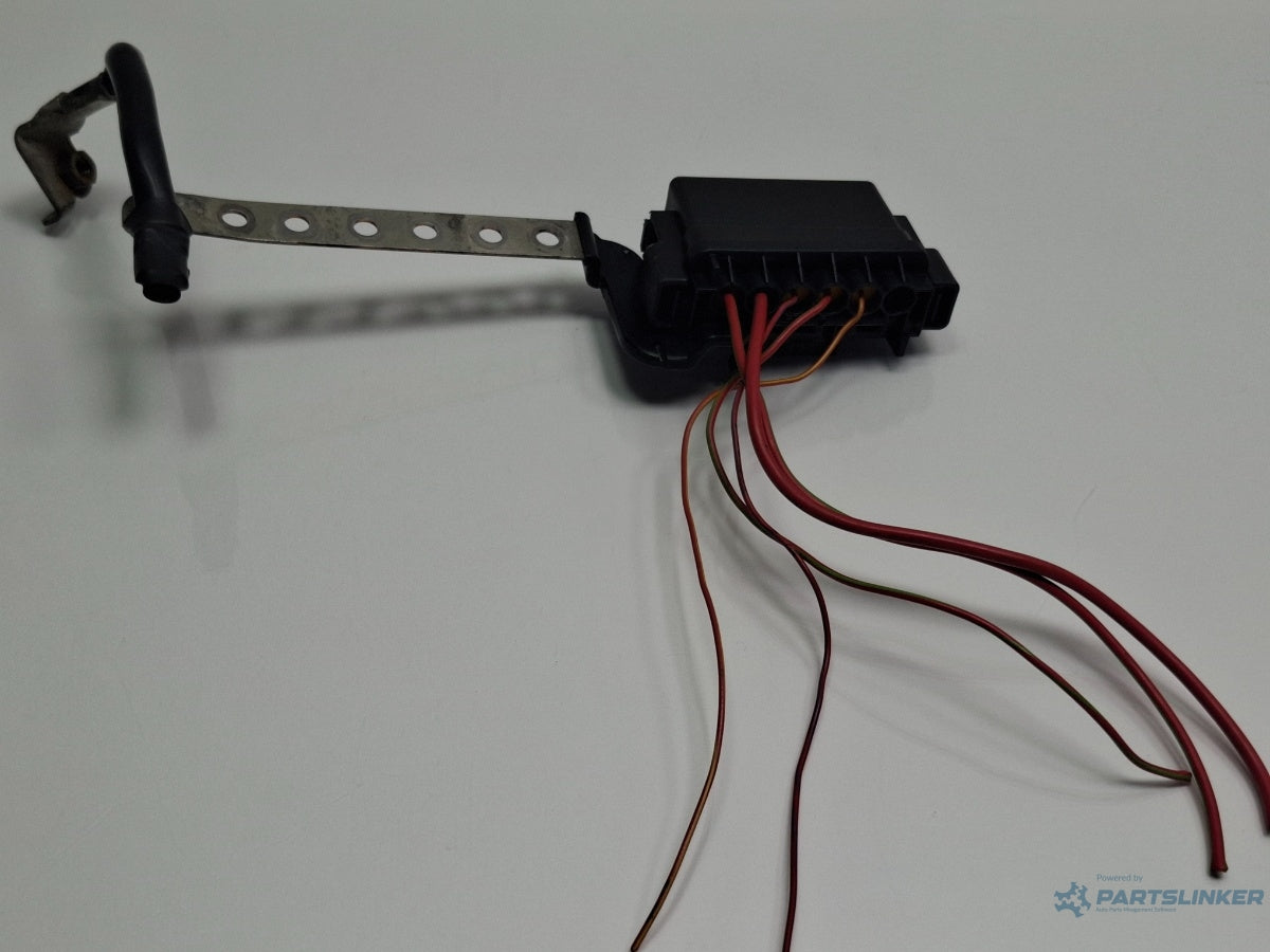 Tablou sigurante VOLKSWAGEN POLO 9N_ 2001 - 2012 12V AZQ, BME 5J0937548