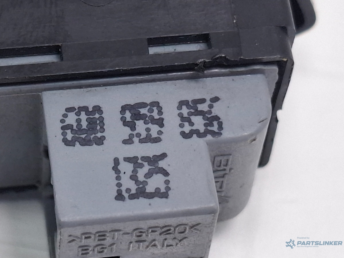 Buton geam electric dreapta fata VOLKSWAGEN POLO 9N_ 2001 - 2012 12V AZQ, BME 6Q0959856