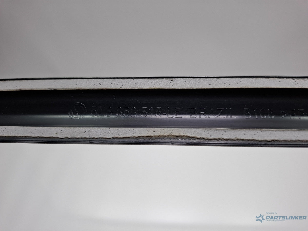 Bandou usa stanga fata VOLKSWAGEN FOX 5Z1, 5Z3 2003 - 2014 5Z3853515