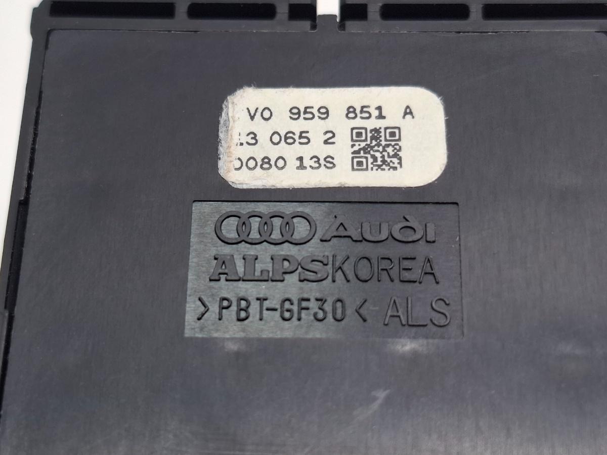 Butoane geamuri electrice AUDI A3 Sportback 8VA, 8VF 2012 - > TDI CLHA 8V0959851A