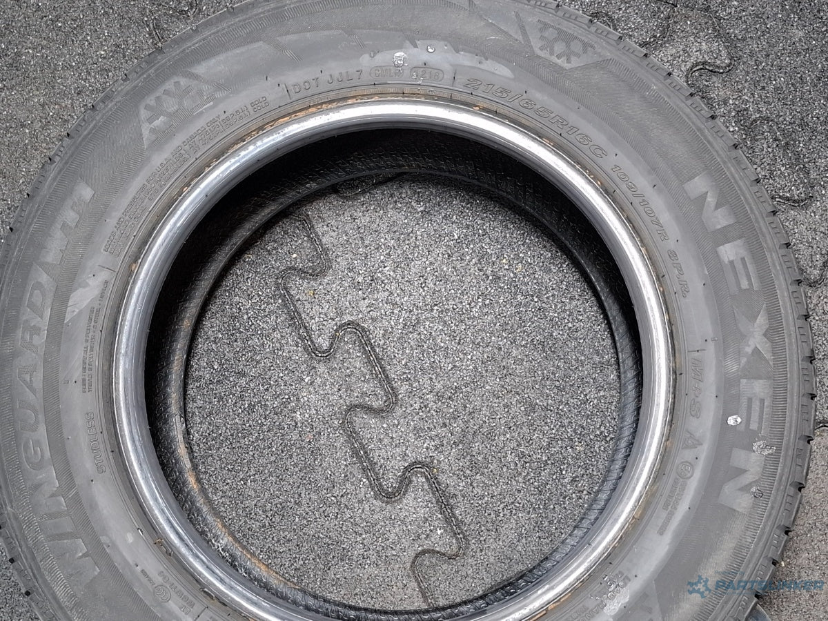 Anvelopa iarna R16 C VOLKSWAGEN TRANSPORTER T5 Nexen 215/65