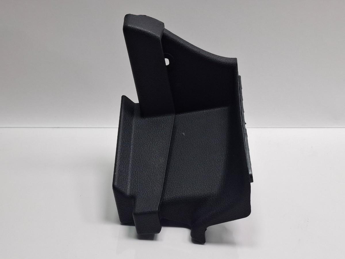 Ornament prindere mocheta portbagaj dreapta AUDI A3 Sportback 8VA, 8VF 2012 - > TDI CLHA 8V0863424