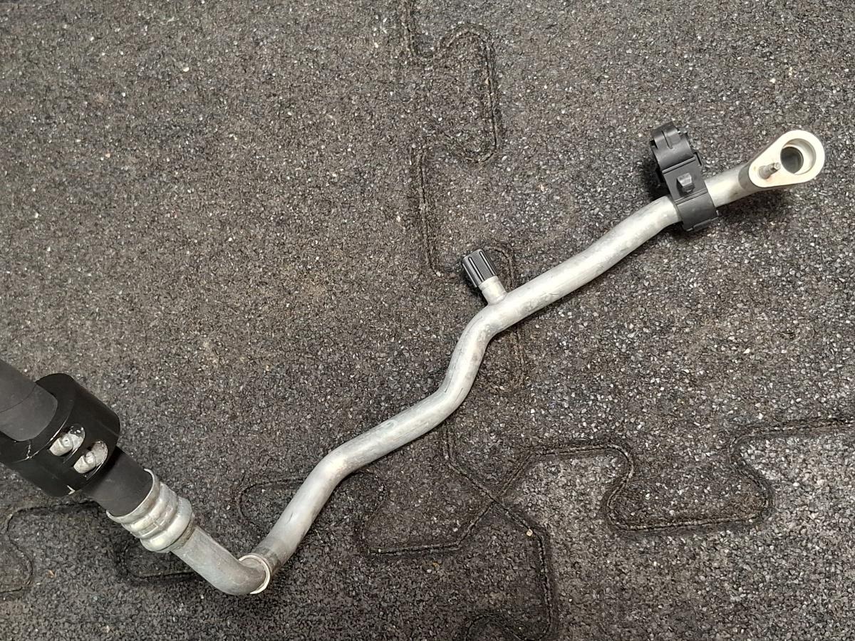 Conducta AC joase presiune AUDI A3 Sportback 8VA, 8VF 2012 - 2018 5Q0820743G
