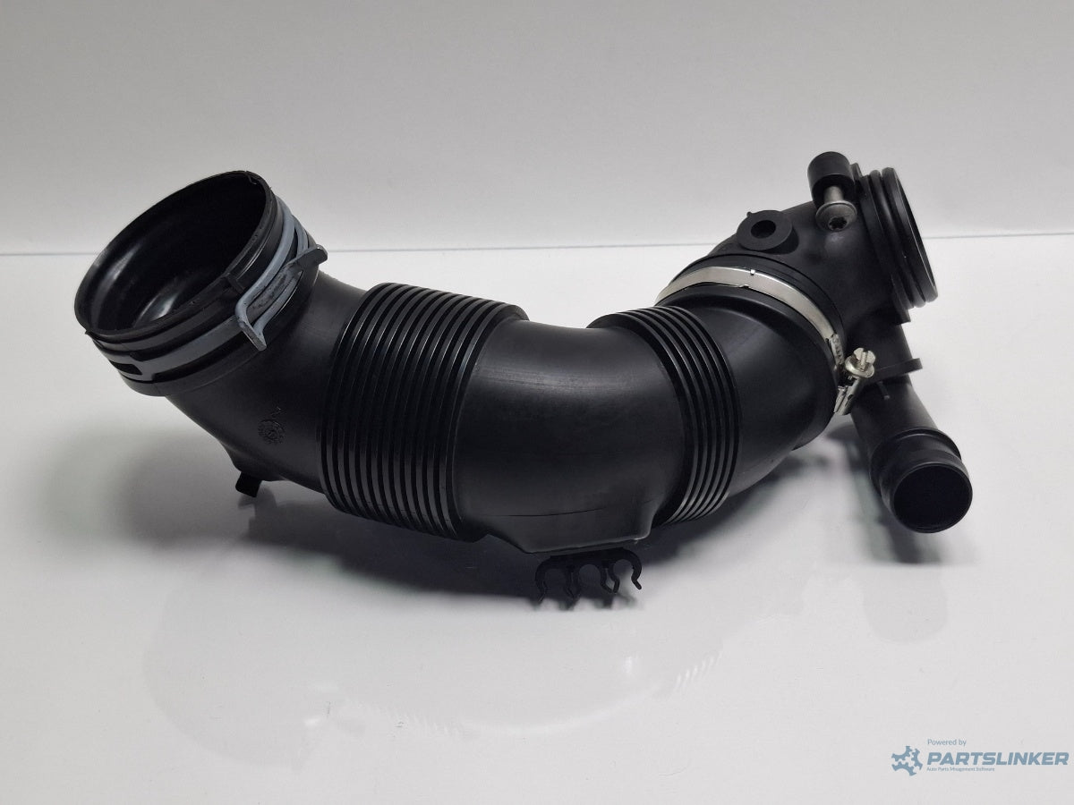 Furtun admisie aer AUDI A3 Sportback 8VA, 8VF 2012 - > TDI CLHA 5Q0129654G