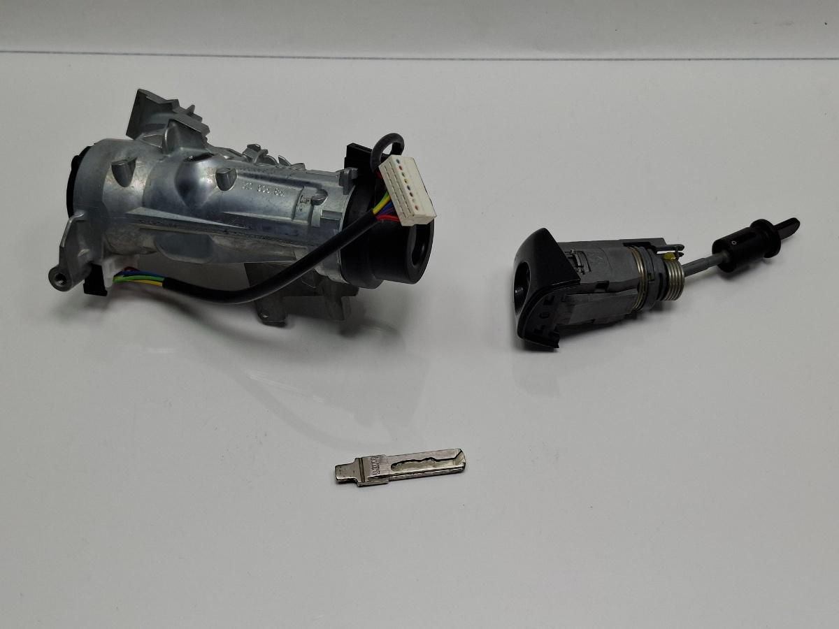 Contact cu cheie si butuc AUDI A3 Sportback 8VA, 8VF 2012 - 2018 1K0905851 , 8V1837167