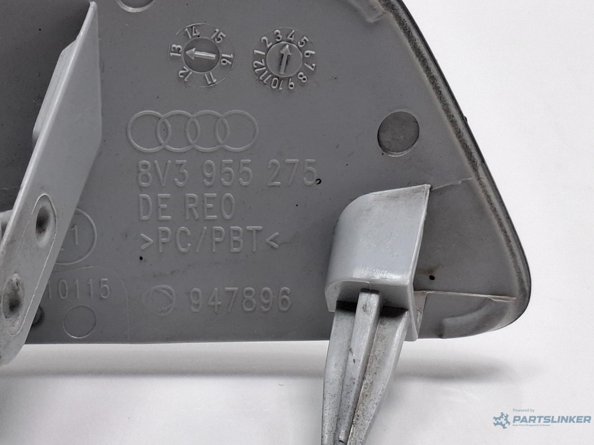 Capac duza spalator far stanga AUDI A3 Sportback 8VA, 8VF 2012 - > TDI CLHA 8V3955275