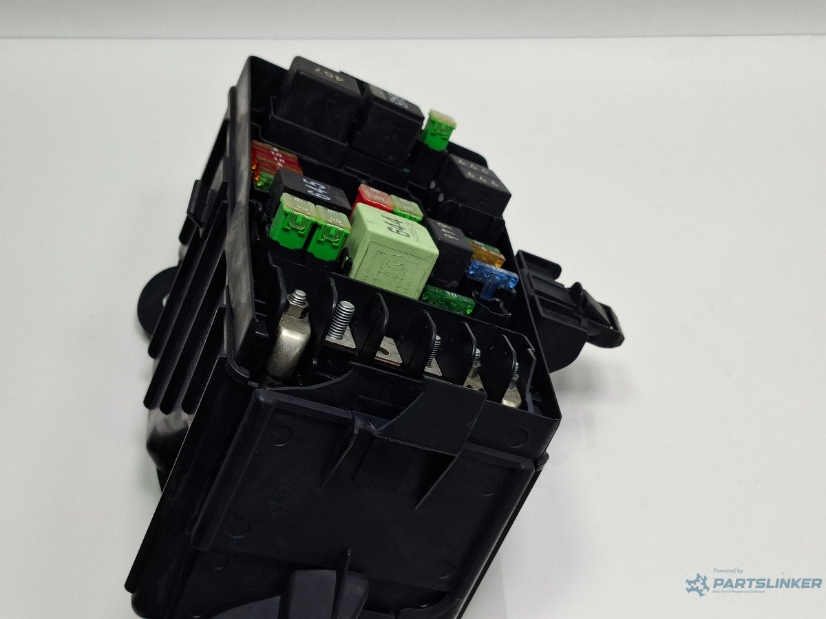 Panou sigurante motor AUDI A3 Sportback 8VA, 8VF 2012 - > TDI CLHA 5Q0937125A