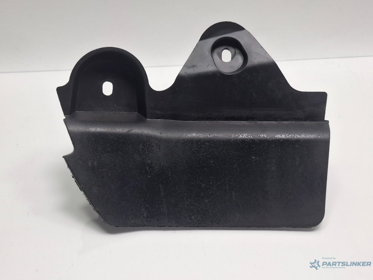 Aparator noroi stanga spate AUDI A3 Sportback 8VA, 8VF 2012 - > TDI CLHA 8V0853833