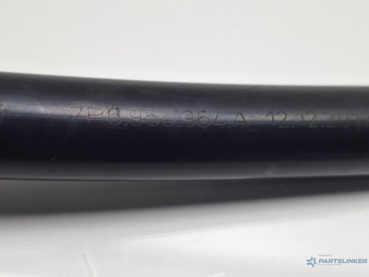 Furtun spalator faruri AUDI A3 Sportback 8VA, 8VF 2012 - > TDI CLHA 7P6955964A