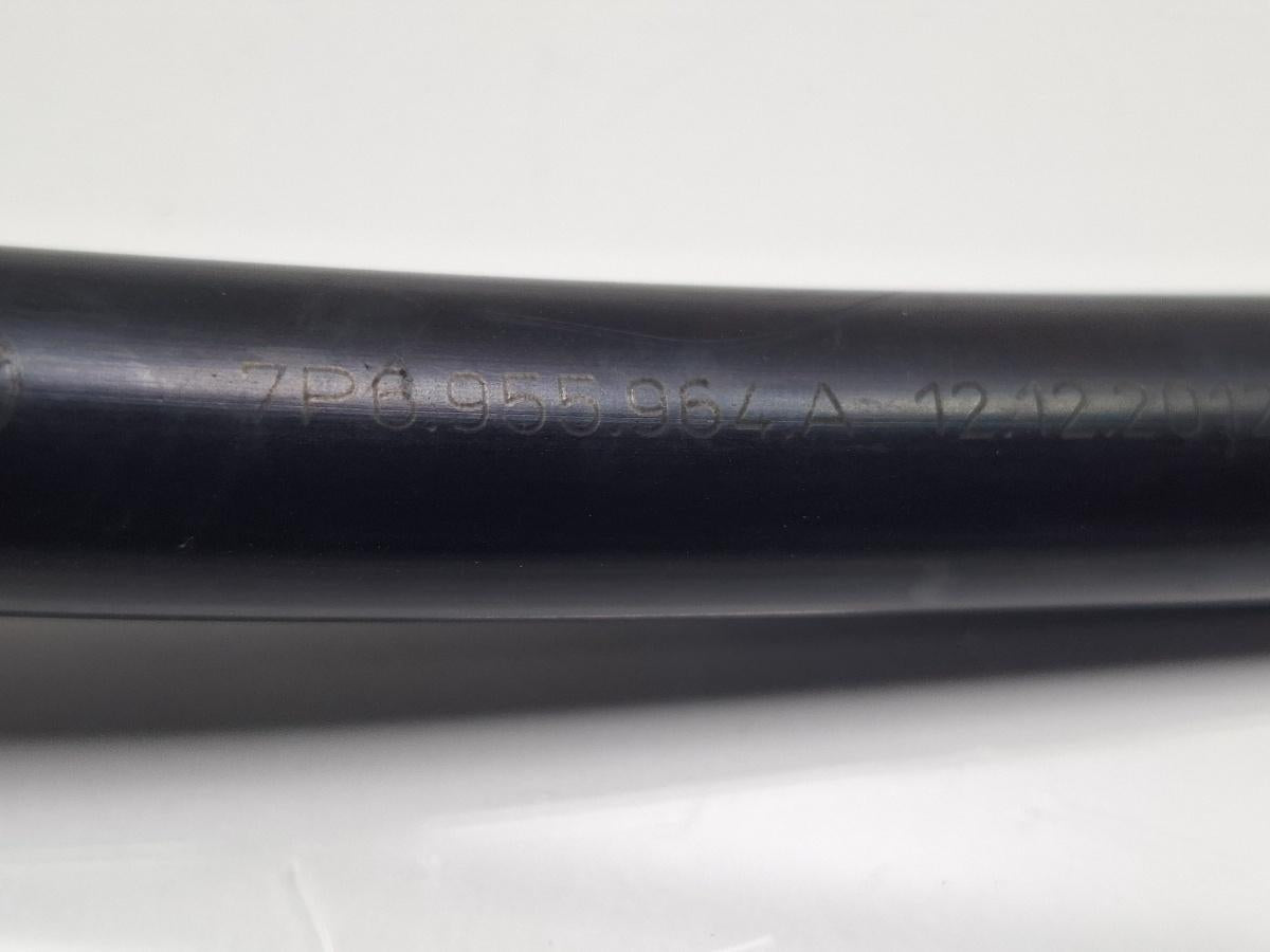 Furtun spalator faruri AUDI A3 Sportback 8VA, 8VF 2012 -> TDI CLHA 7P6955964A