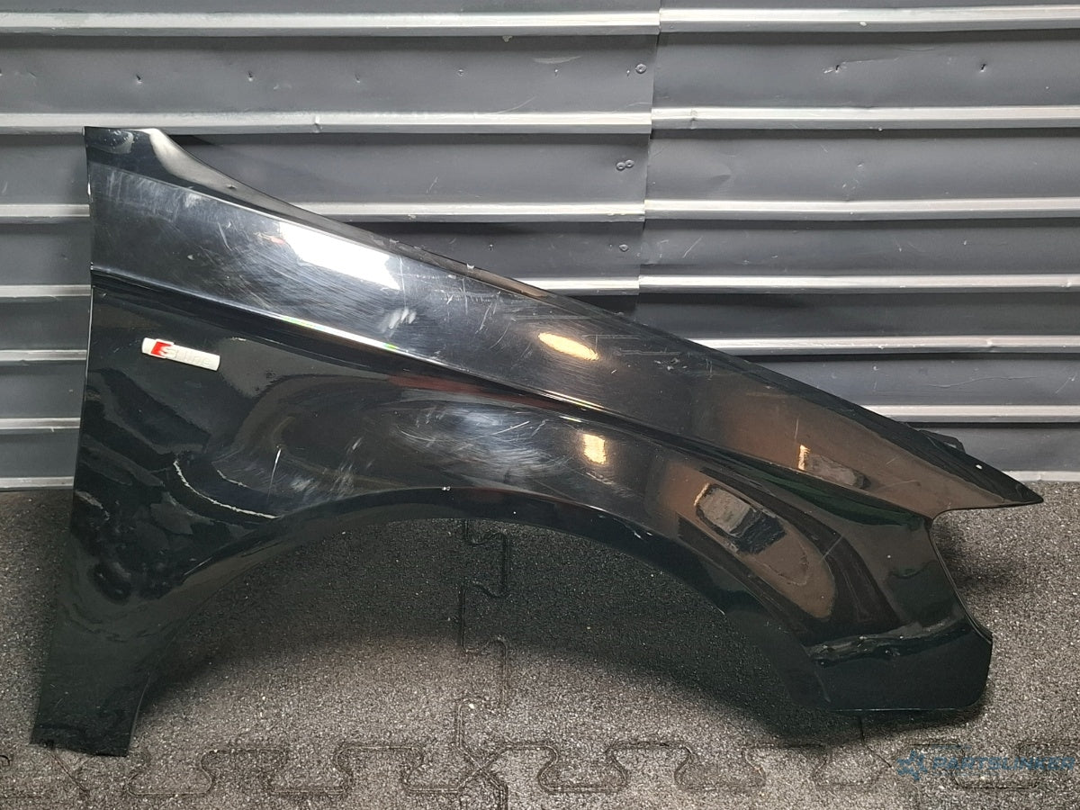 Aripa fata dreapta AUDI A3 Sportback 8VA, 8VF 2012 - 2018 , negru LY9B , 8V0821106G