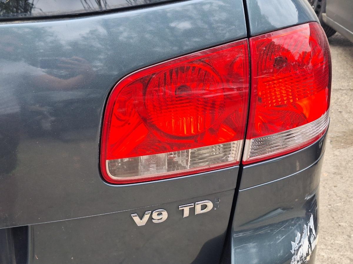 Stop hayon dreapta spate VOLKSWAGEN TOUAREG 7LA, 7L6, 7L7 2002 - 2013 V6 TDI BKS, CATA