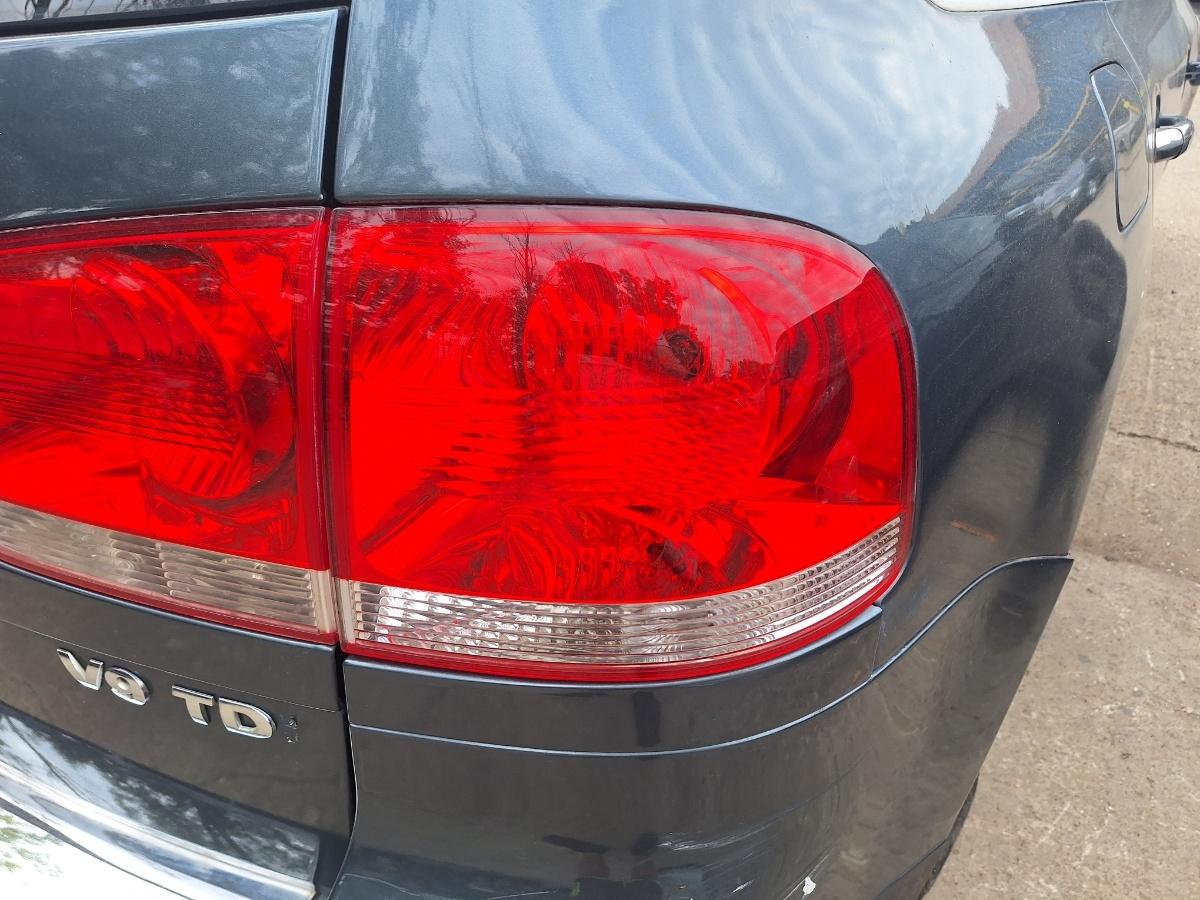 Lampa spate / Stop dreapta VOLKSWAGEN TOUAREG 7LA, 7L6, 7L7 2002 - 2013 V6 TDI BKS, CATA