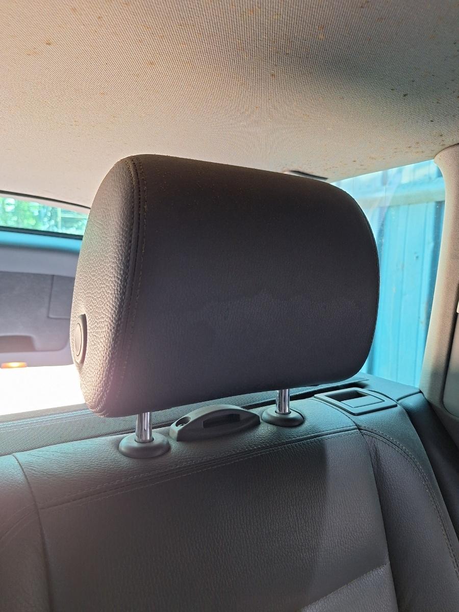 Tetiera bancheta spate stanga VOLKSWAGEN TOUAREG 7LA, 7L6, 7L7 2002 - 2013 , 7L6881902AB
