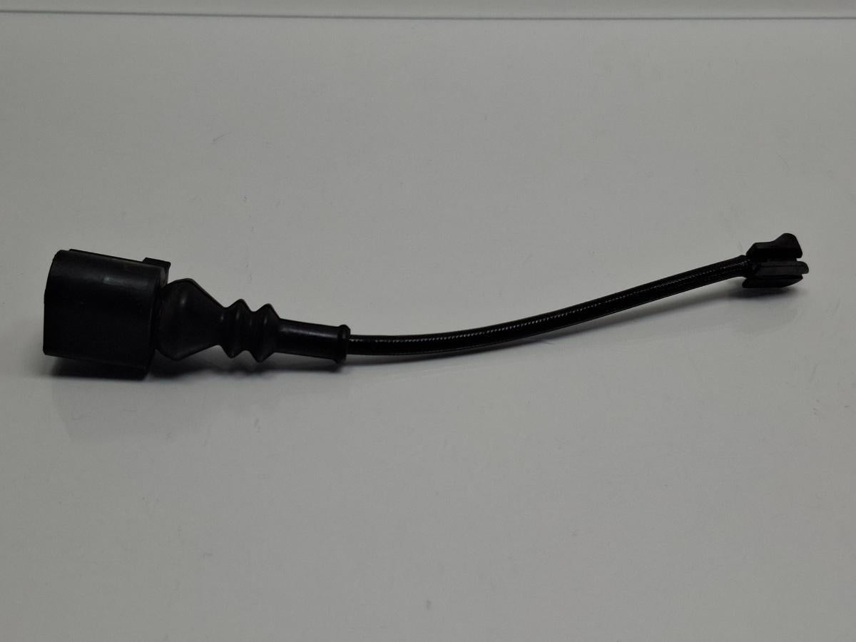 Senzor uzura placuta frana AUDI A3 Sportback 8VA, 8VF 2012 - > TDI CLHA 8V0615437