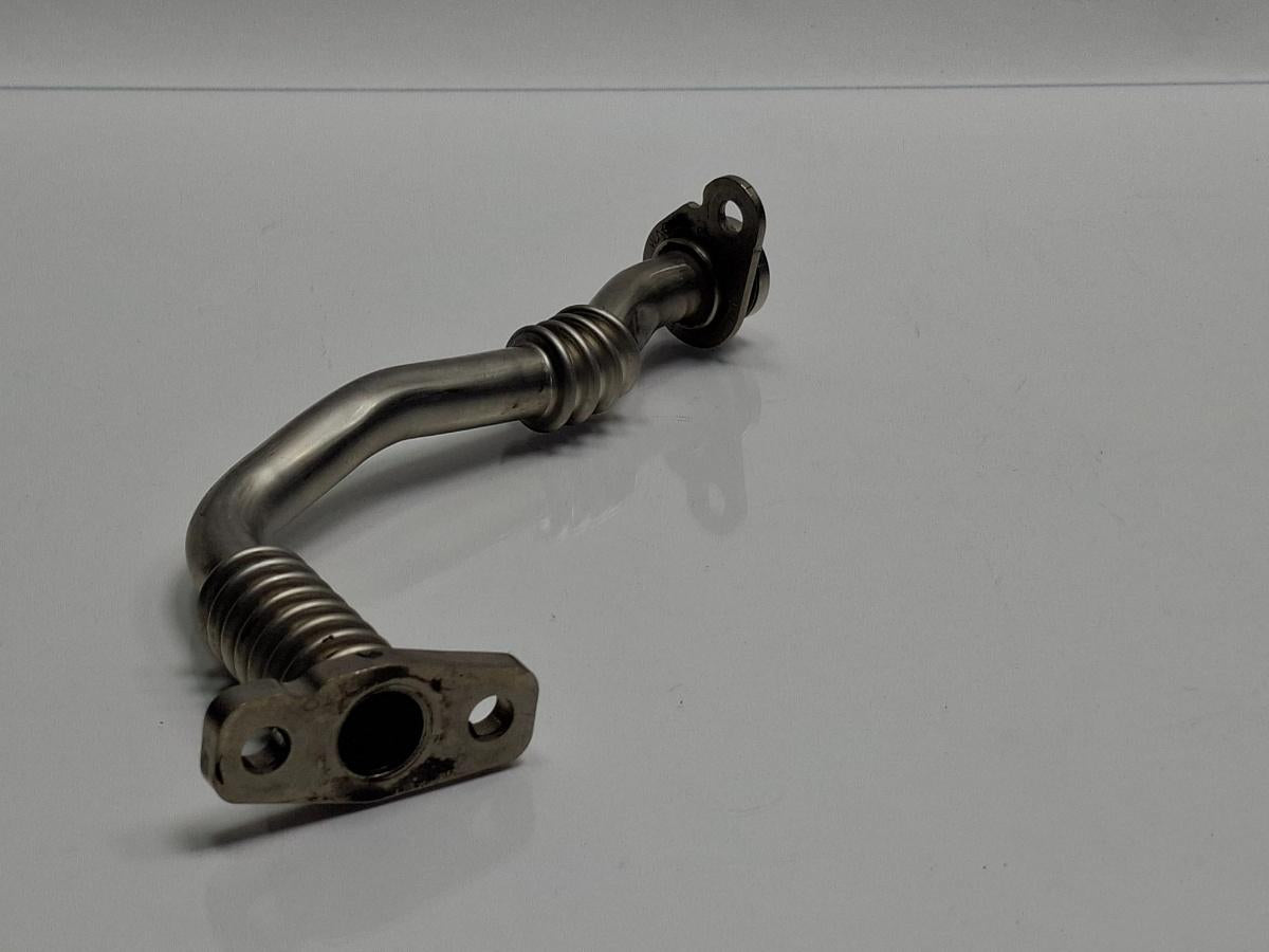 Conducta retur umplere ulei AUDI A3 Sportback 8VA, 8VF 2012 - > TDI CLHA 04L145736E