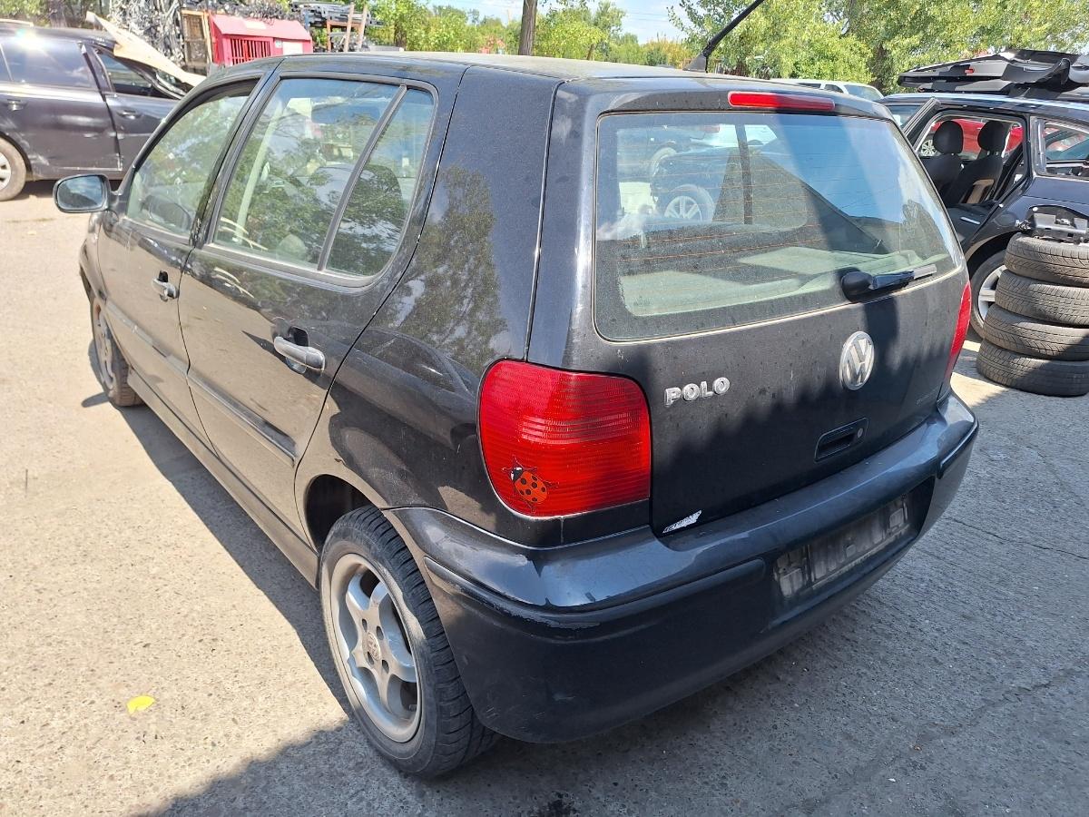 Dezmembrez VOLKSWAGEN POLO 6N2 2001 1.0 AUC 37KW|50HP