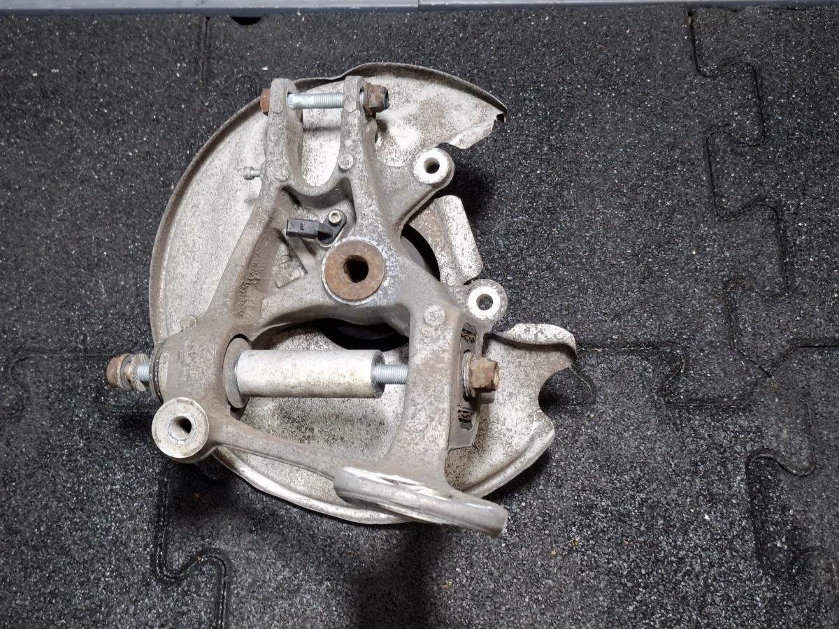 Fuzeta stanga spate AUDI A4 IV 8K2, B8 2007 - 2015 TDI CAGB, CJCB, CSUB 8K0505431AP