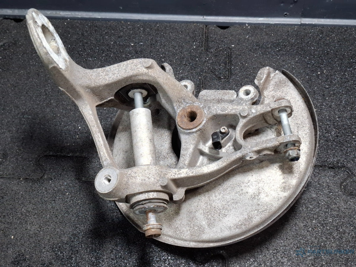 Fuzeta dreapta spate AUDI A4 IV 8K2, B8 2007 - 2015 TDI CAGB, CJCB, CSUB 8K0505432AP