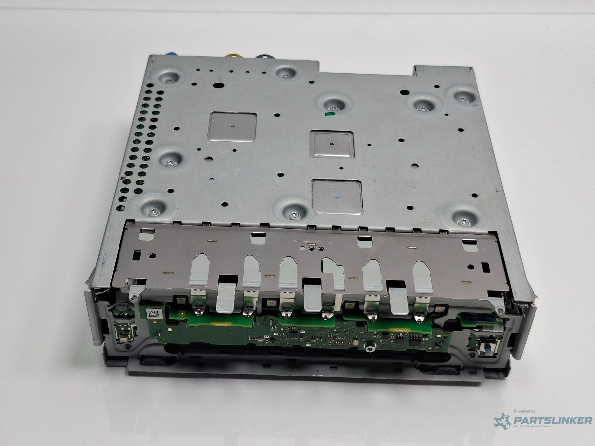 Unitate de control MMI AUDI A4 IV 8K2, B8 2007 - 2015 TDI CAGB, CJCB, CSUB 8R2035666B
