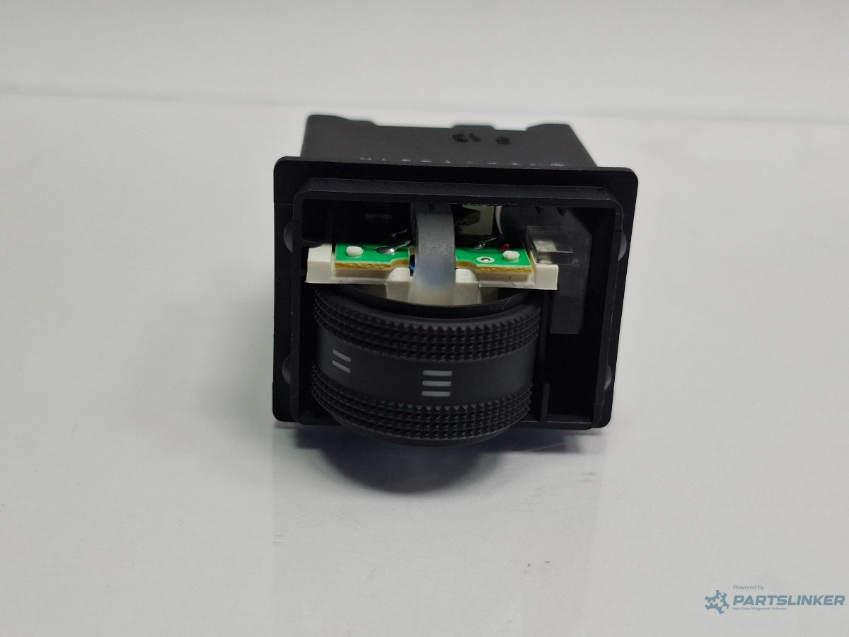 Buton reglaj far AUDI A4 IV 8K2, B8 2007 - 2015 TDI CAGB, CJCB, CSUB 8K0941301A