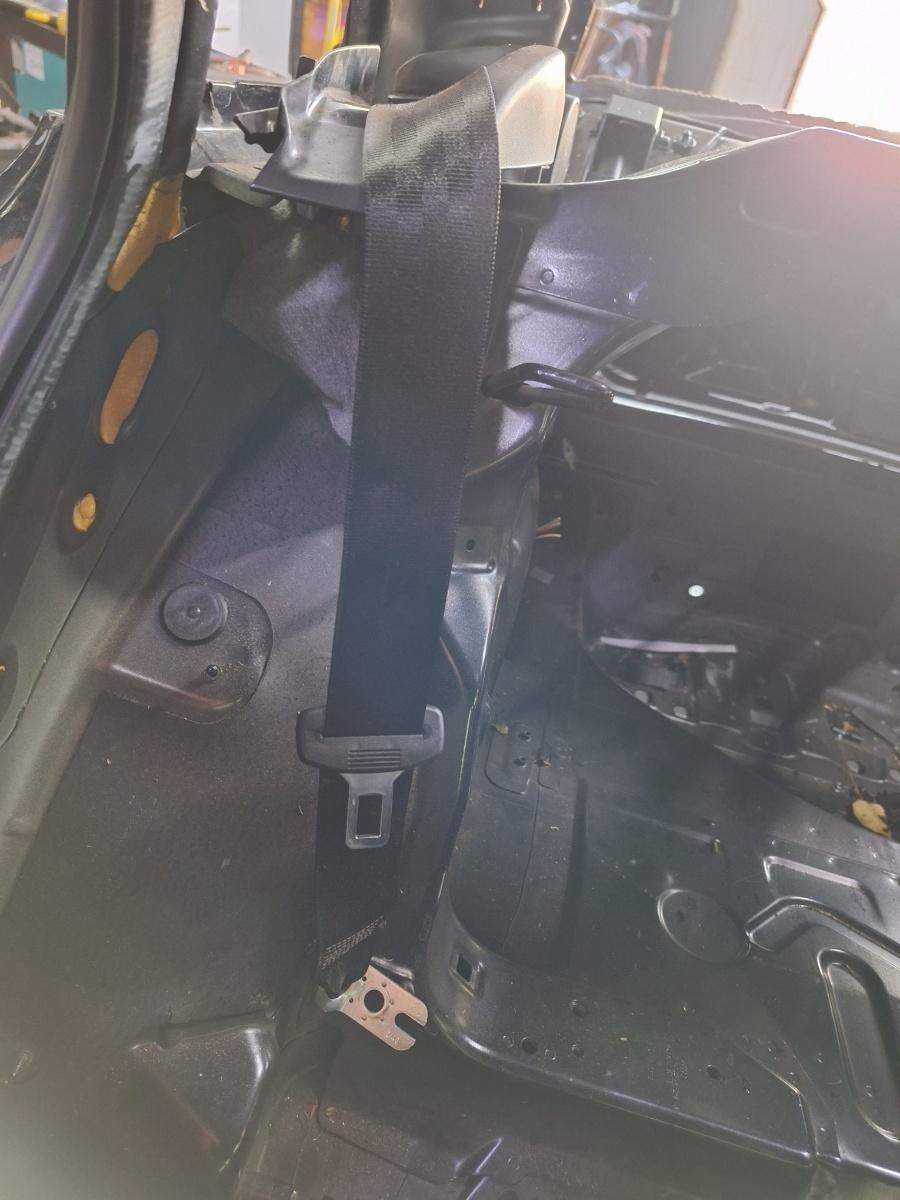 Centura de siguranta spate dreapta AUDI A4 IV 8K2, B8 2007 - 2015 TDI CAGB, CJCB, CSUB