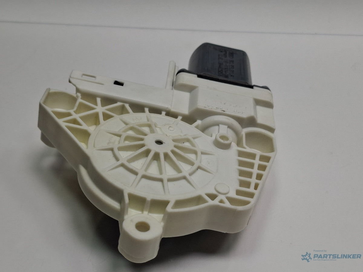 Motoraa macara geam stanga spate AUDI A4 IV 8K2, B8 2007 - 2015 TDI CAGB, CJCB, CSUB 8K0959811A