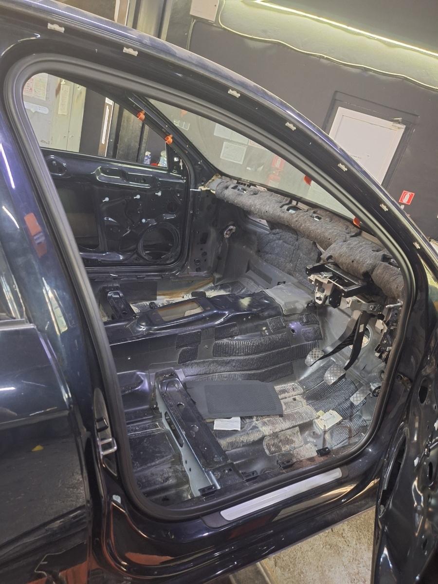 Cheder portiera fata dreapta AUDI A4 IV 8K2, B8 2007 - 2015 TDI CAGB, CJCB, CSUB