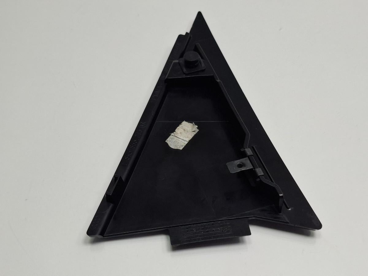Ornament geam stanga spate AUDI A4 IV 8K2, B8 2007 - 2015 TDI CAGB, CJCB, CSUB 8K5853273Q