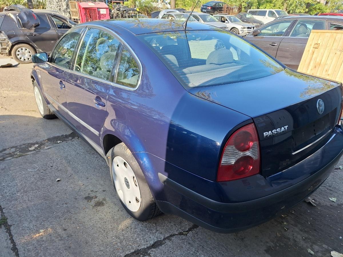 Dezmembrez VOLKSWAGEN PASSAT 3B3 2000 1.9 TDI AWX 96KW|130HP