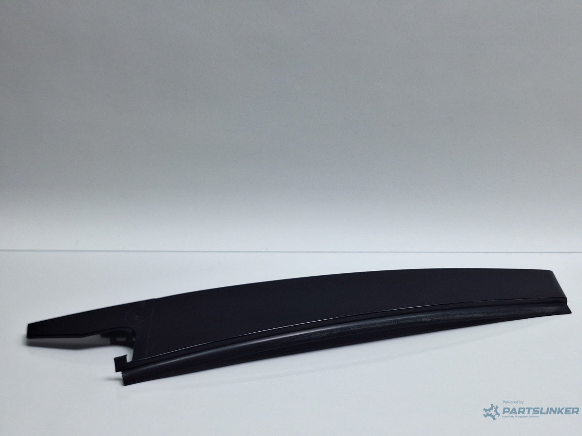 Ornament usa dreapta spate AUDI A4 IV 8K2, B8 2007 - 2015 TDI CJCB 8K0839902Q