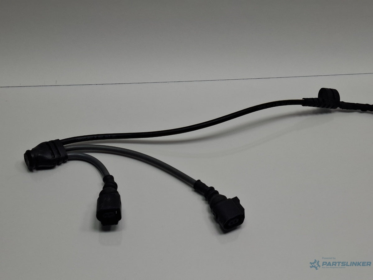Mufa conector fuzeta stanga fata AUDI A4 IV 8K2, B8 2007 - 2015 TDI CAGB, CJCB, CSUB 8K0972251C