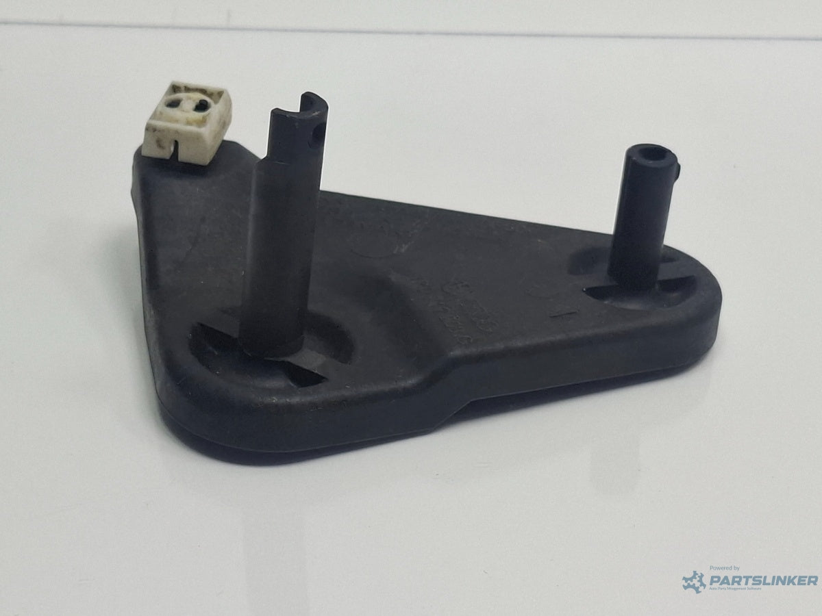 Levier schimbator viteze VOLKSWAGEN GOLF VI 5K1 2008 - 2013 TDI CBDC, CLCA 1K0711203G , 1K0711202K