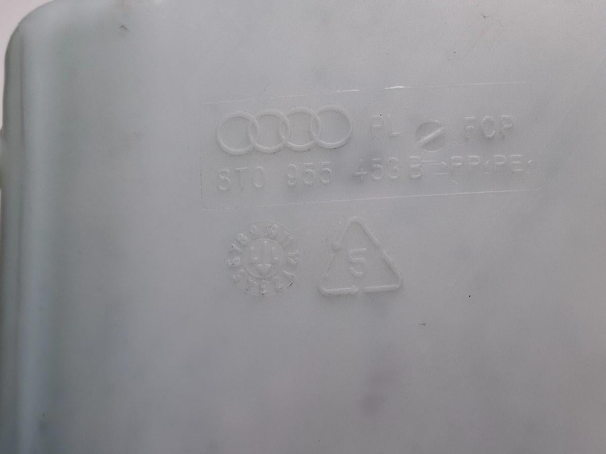 Vas lichid parbriz AUDI A4 IV Avant 8K5, B8 2011 2.0 TDI CAGA 105KW|143HP 2011