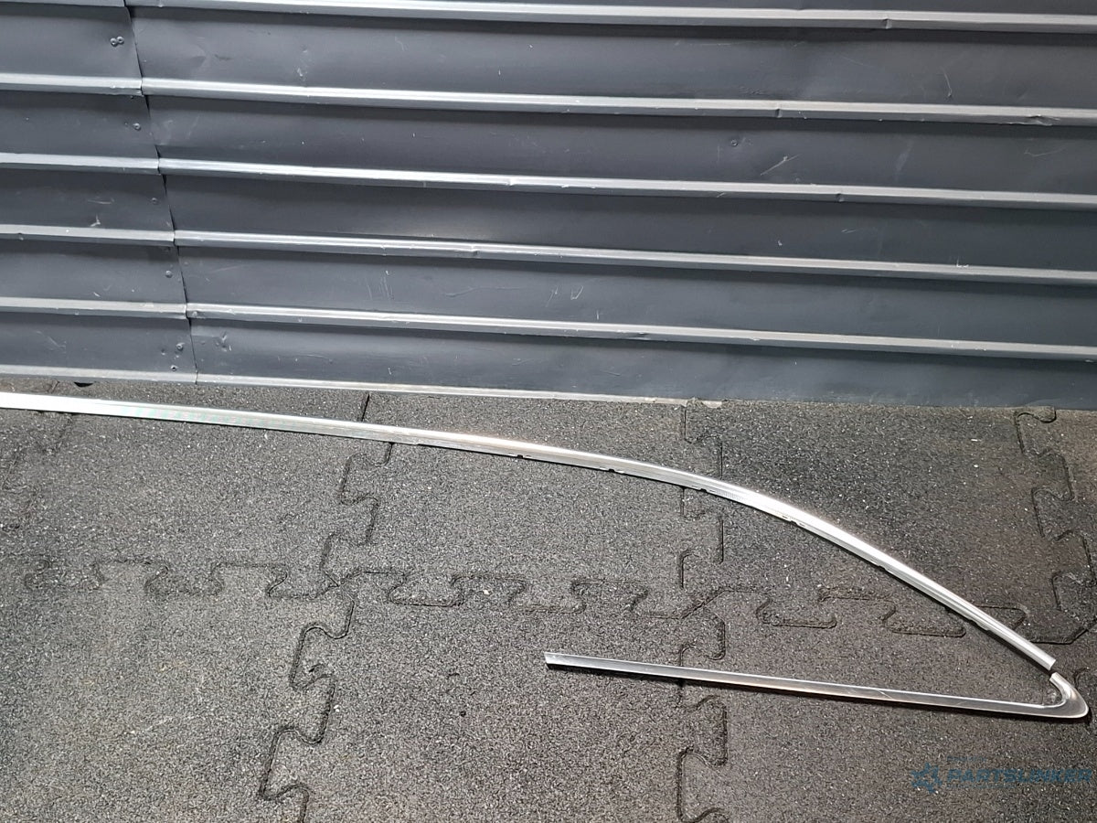 Ornament crom superior usi AUDI A4 IV Avant 8K5, B8 2007 - 2015 TDI CAGA, CJCA, CMEA, CMFA 8K9853703A , 8K9853345L