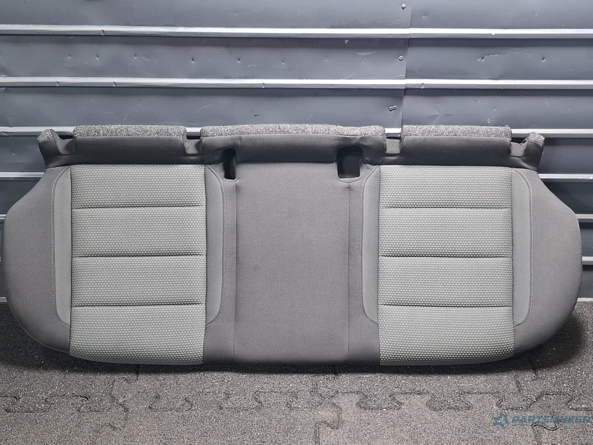 Bancheta sezut spate VOLKSWAGEN GOLF VI 5K1_ 2008 - 2012 TDi BlueMotion CAYC 5K0885375J