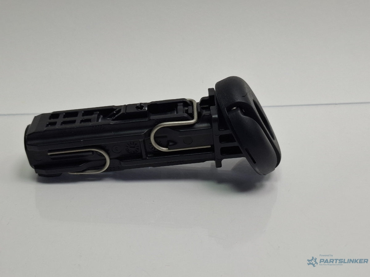 Maneta levier blocare tetiera spate AUDI A4 IV 8K2, B8 2007 - 20152.0 TDI CAGB, CJCB, CSUB 8T0886920A