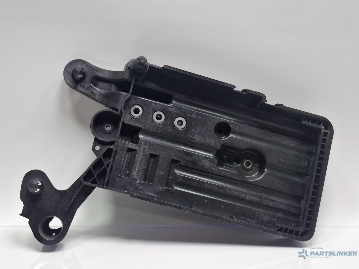 Suport baterie AUDI A3 Sportback 8VA, 8VF 2012 - >1.6 TDI CLHA 5Q0915321G