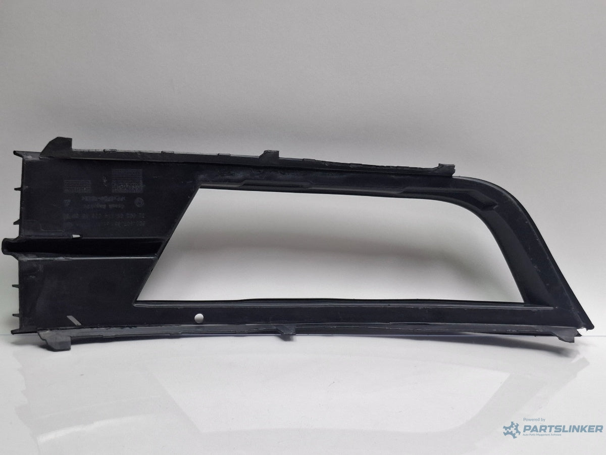 Grila proiector stanga SKODA OCTAVIA Combi 5E5 2012 - >2.0 TDI CKFC, CRMB, CYKA 5E0807681