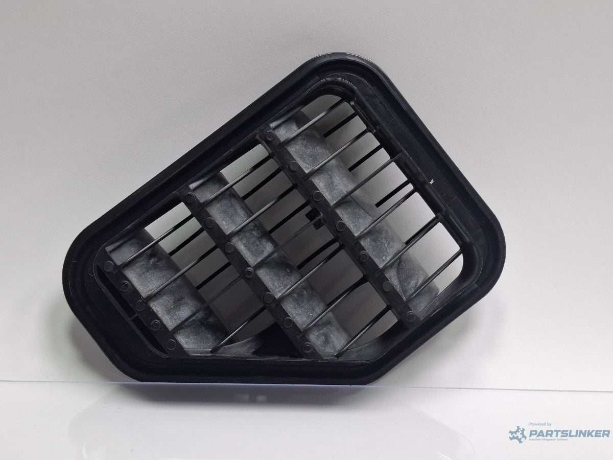 Grila ventilatie portbagaj dreapta VOLKSWAGEN TIGUAN 5N_ 2007 - >2.0 TDI 4motion CBAB, CFFB, CLJA 5N0819466A