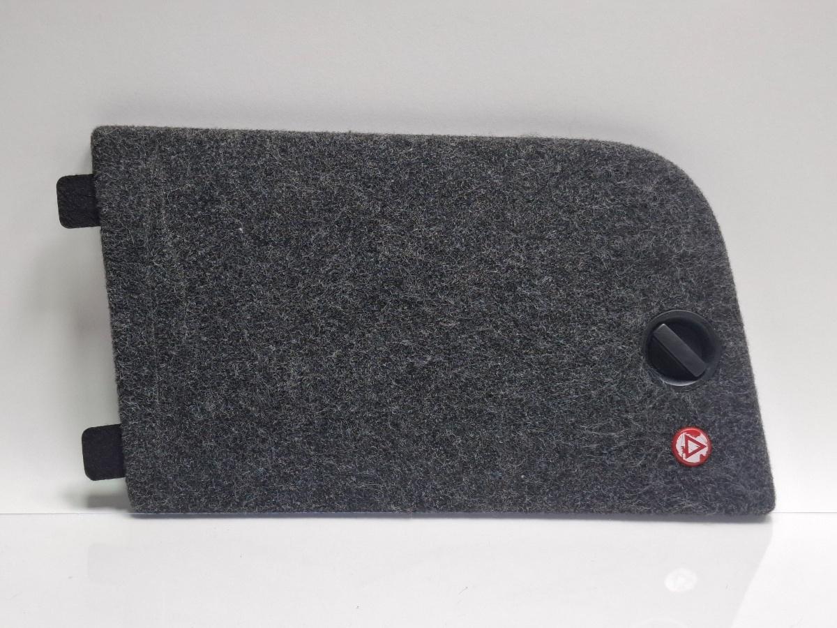 Capac ornament portbagaj stanga VOLKSWAGEN TIGUAN 5N_ 2007 - >2.0 TDI 4motion CBAB, CFFB, CLJA 5N0867461