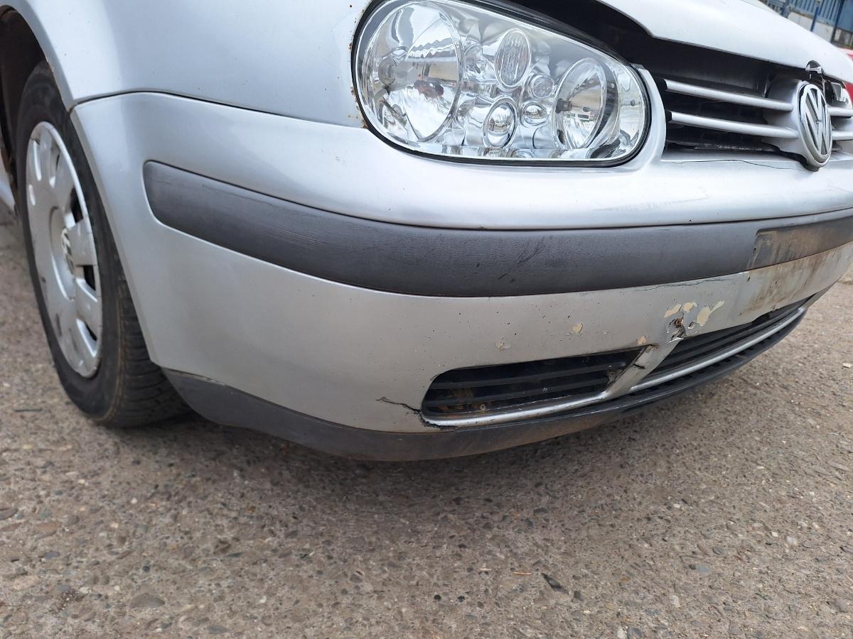Bara fata completa cu defecta / avariata VOLKSWAGEN GOLF IV Variant 1J5 1999 - 2006 , gri LA7W
